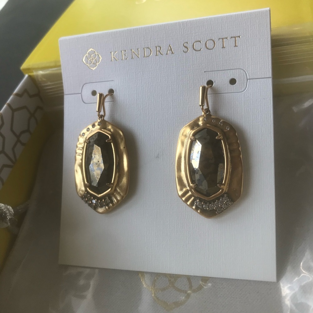Kendra Scott Vintage Gold Black Pyrite